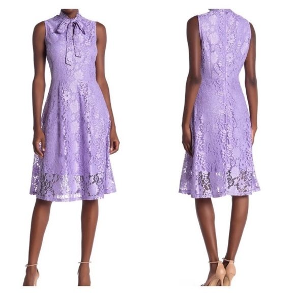 Alexia Admor Dresses & Skirts - Alexia Admor Luna Light Purple Lilac Lace MIDI Dress